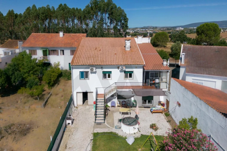 Moradia T3 para Venda em Riachos Foto 36