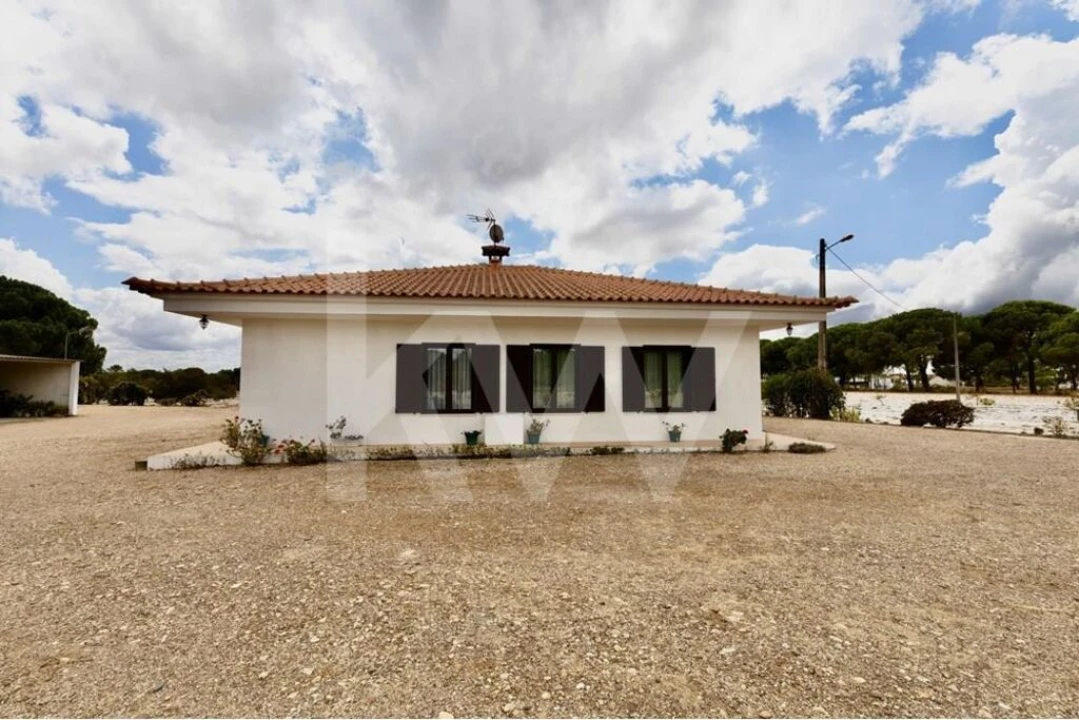 Quinta T3 para Venda em Torrão Foto 4