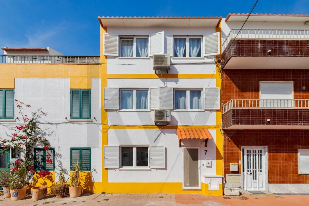 Moradia T1 para Venda em Costa da Caparica Foto 16