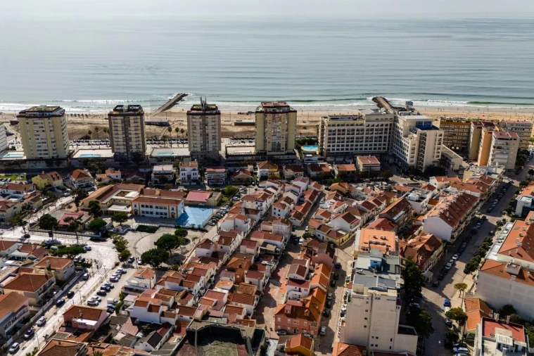 Moradia T1 para Venda em Costa da Caparica Foto 26