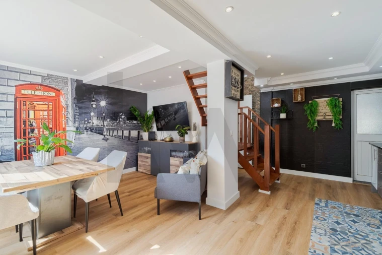 Moradia T1 para Venda em Costa da Caparica Foto 2