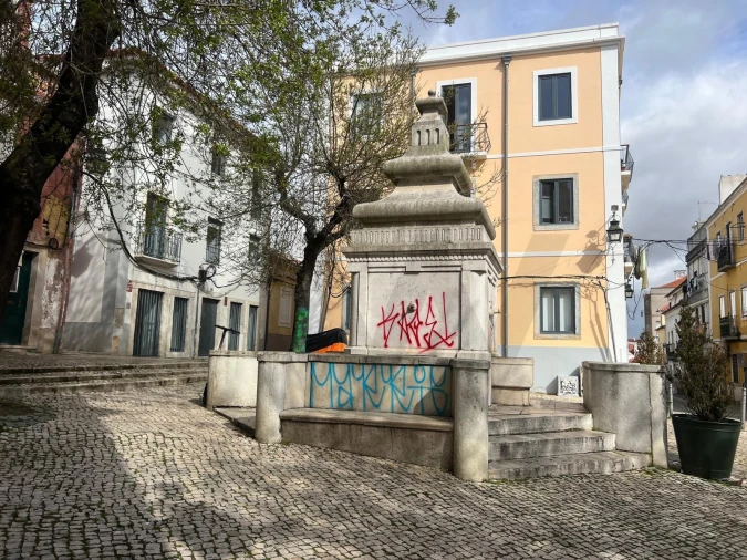 Prédio para Venda em Almada, Cova da Piedade, Pragal e Cacilhas Foto 4
