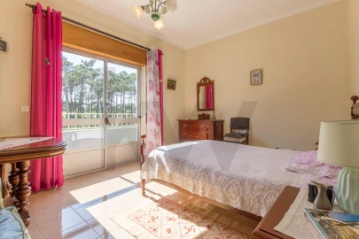 Moradia T7 para Venda em Charneca de Caparica e Sobreda