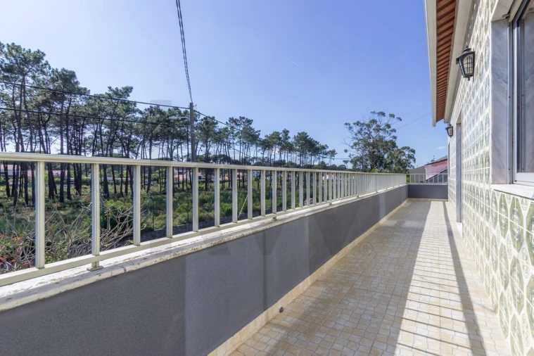 Moradia T7 para Venda em Charneca de Caparica e Sobreda Foto 31