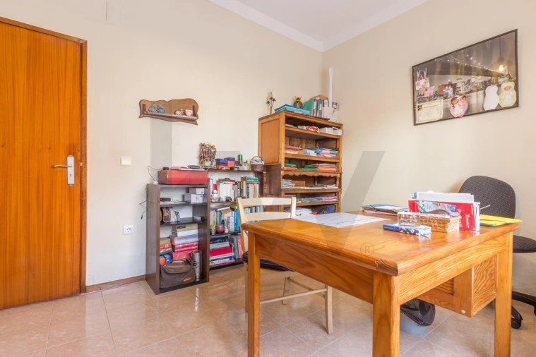 Moradia T7 para Venda em Charneca de Caparica e Sobreda Foto 14