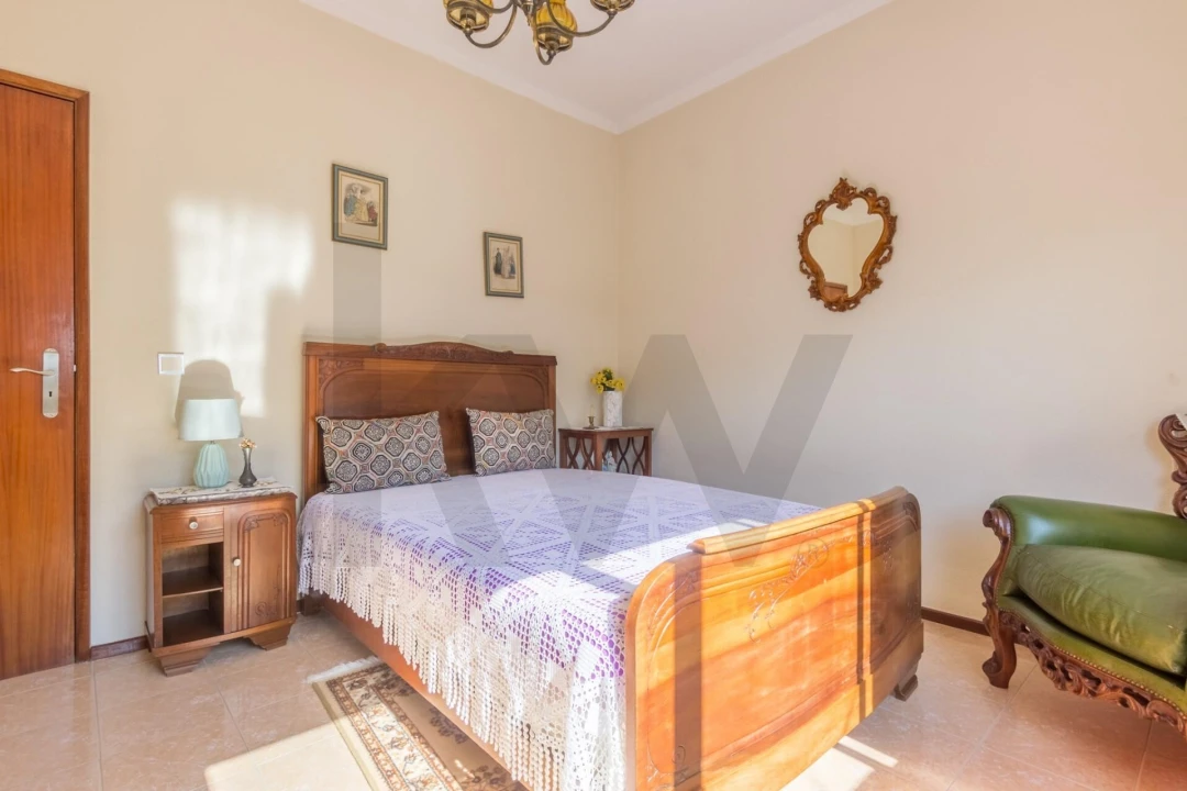 Moradia T7 para Venda em Charneca de Caparica e Sobreda Foto 24