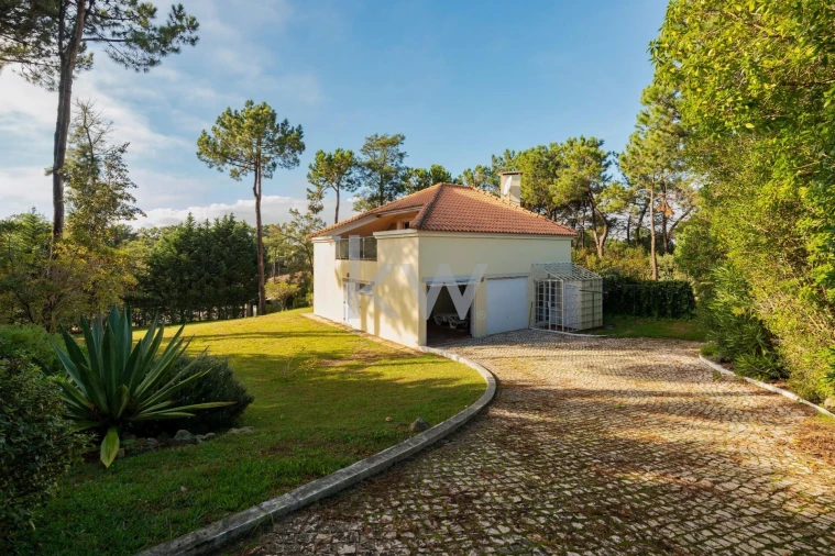 Moradia T8 para Venda em Carvalhal Foto 4