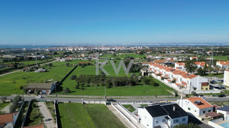 Terreno para Venda em Atalaia e Alto Estanqueiro-Jardia Foto 4