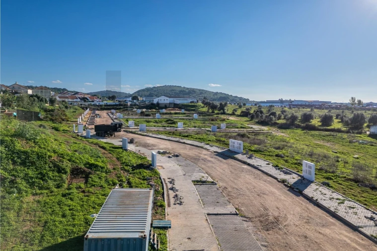 Terreno para Venda em Santiago do Cacém, Santa Cruz e São Bartolomeu da Serra Foto 2