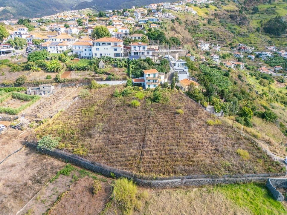 Terreno para Venda em Arco da Calheta Foto 15