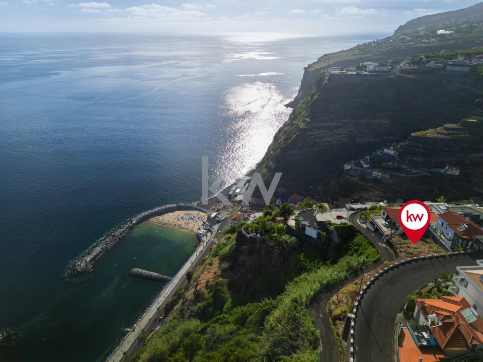 Terreno para Venda em Arco da Calheta Foto 11