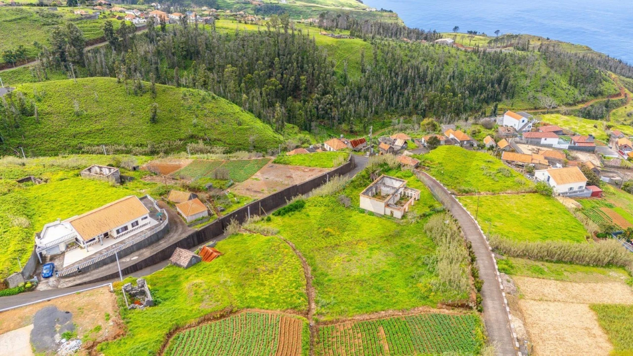 Terreno para Venda em Ponta do Pargo Foto 4