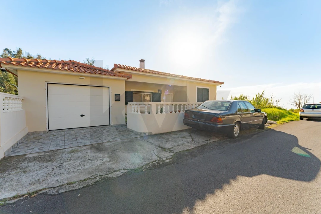 Moradia T4 para Venda em Ponta do Pargo Foto 19