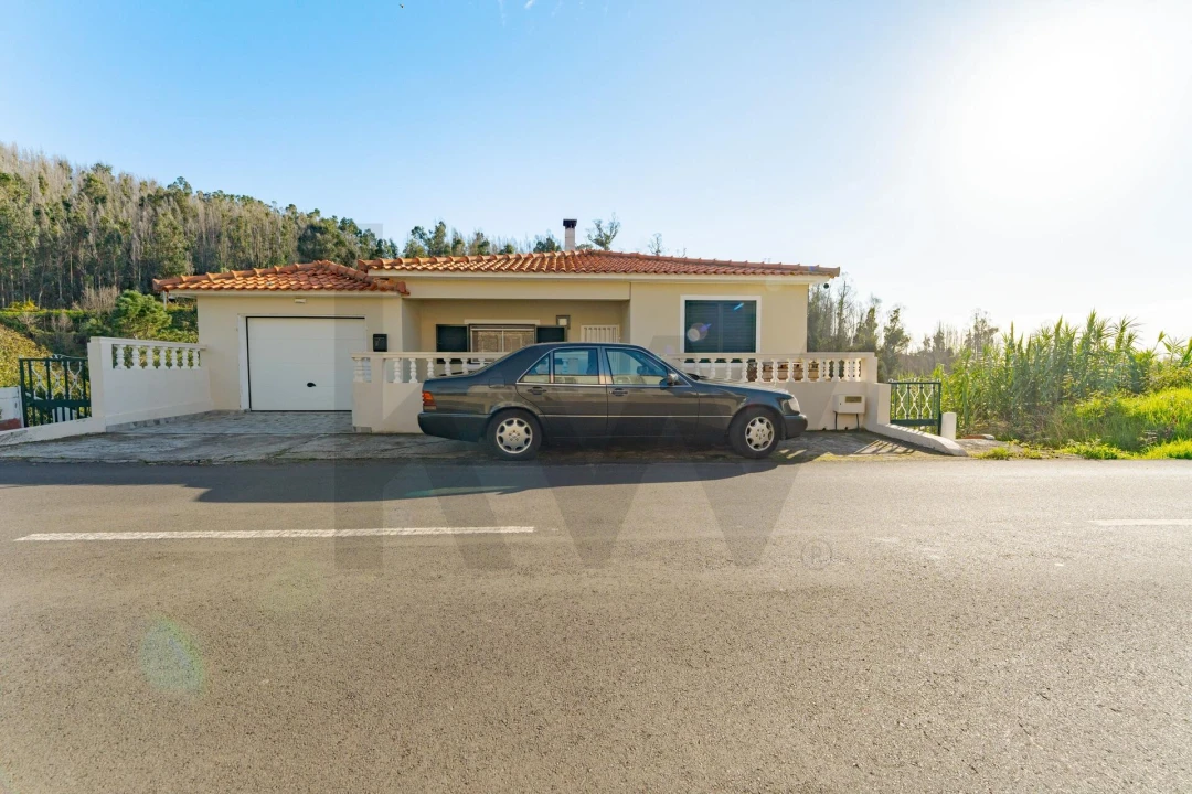 Moradia T4 para Venda em Ponta do Pargo Foto 17