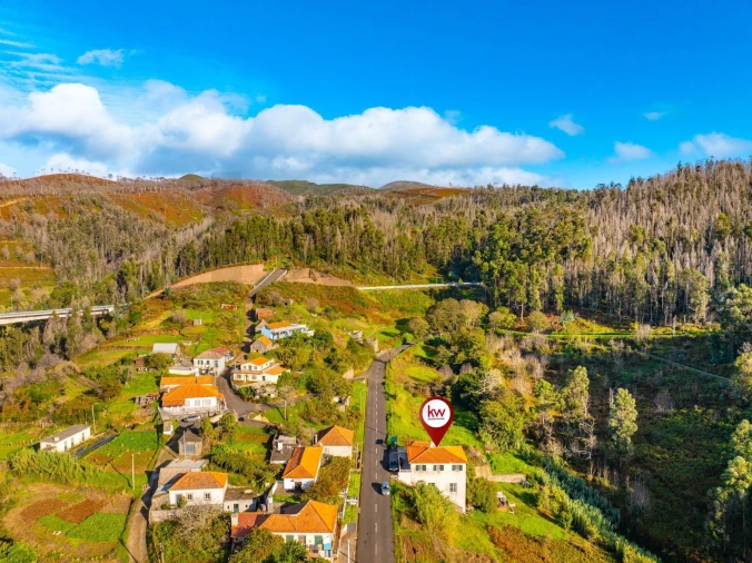 Moradia T4 para Venda em Ponta do Pargo Foto 12