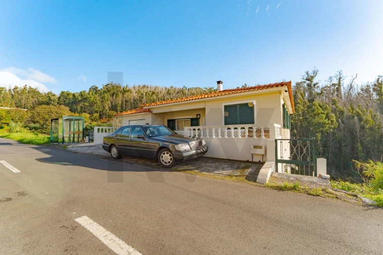 Moradia T4 para Venda em Ponta do Pargo Foto 18