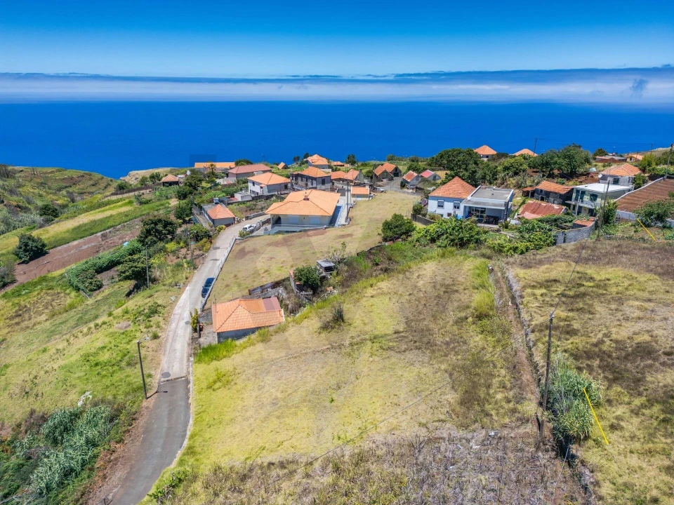 Terreno para Venda em Ponta do Pargo Foto 3