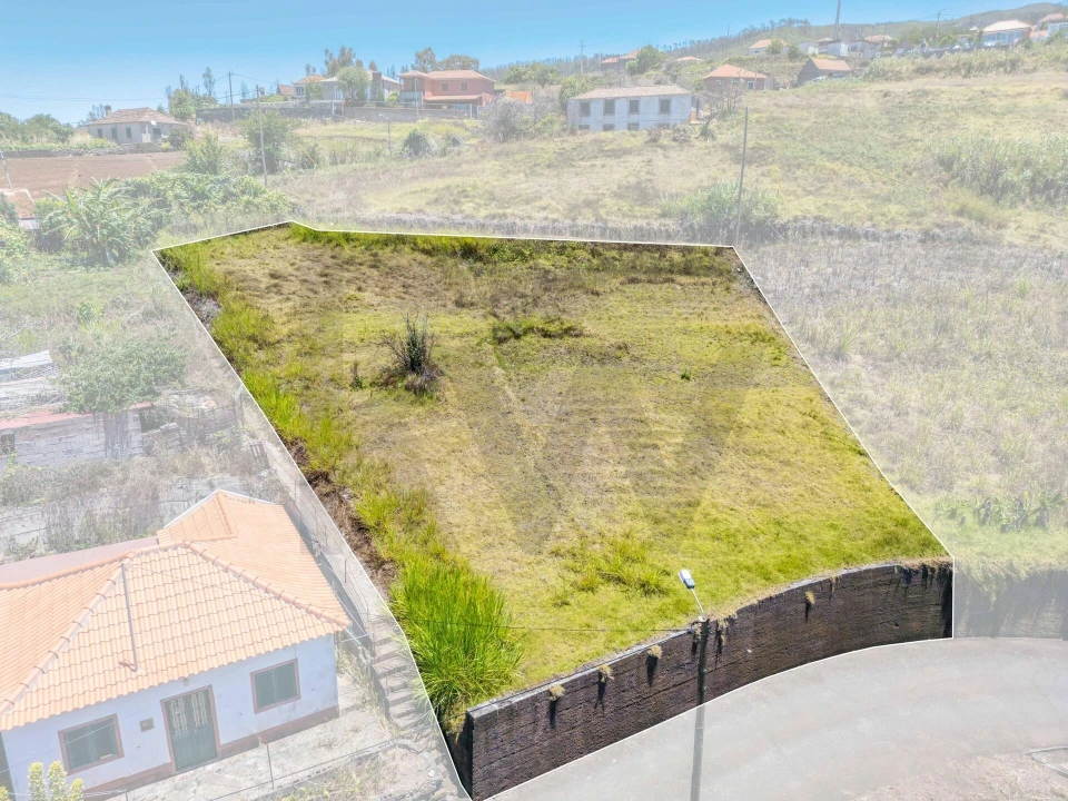 Terreno para Venda em Ponta do Pargo Foto 2