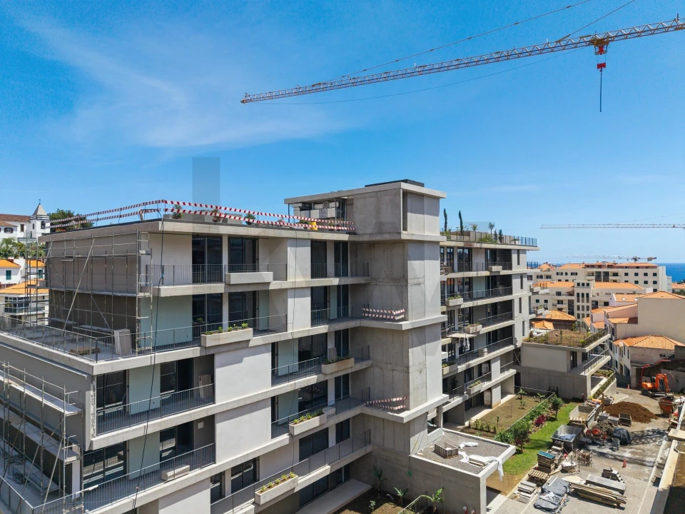 Apartamento T2 para Venda em Funchal (Santa Luzia) Foto 2