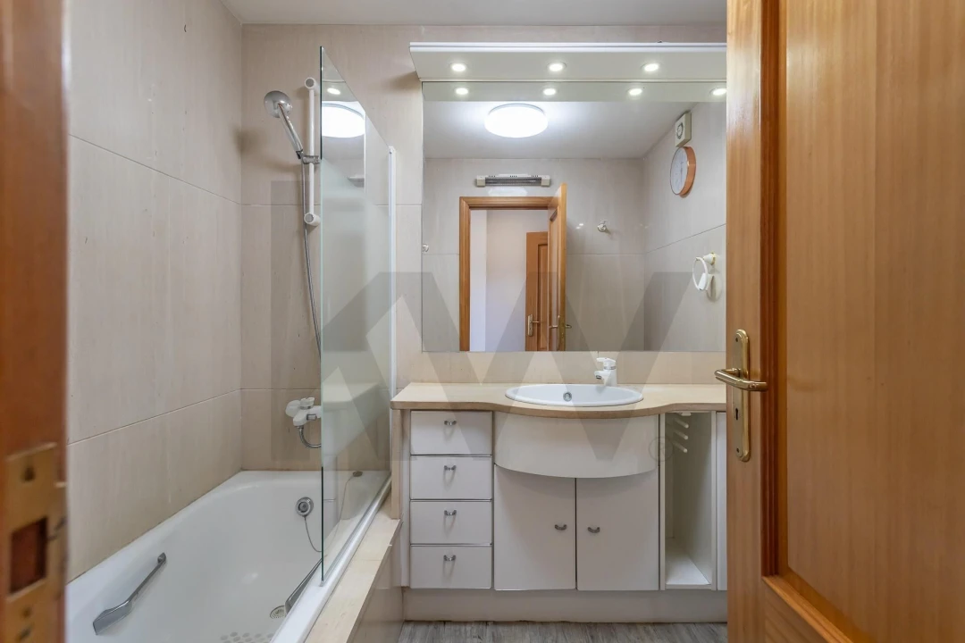 Apartamento T4 para Arrendamento em Lumiar Foto 42