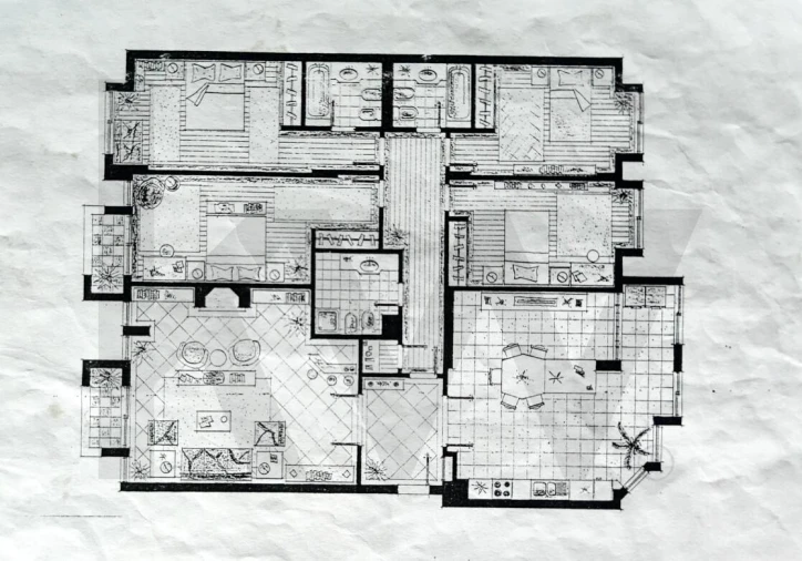 Apartamento T4 para Arrendamento em Lumiar Foto 51