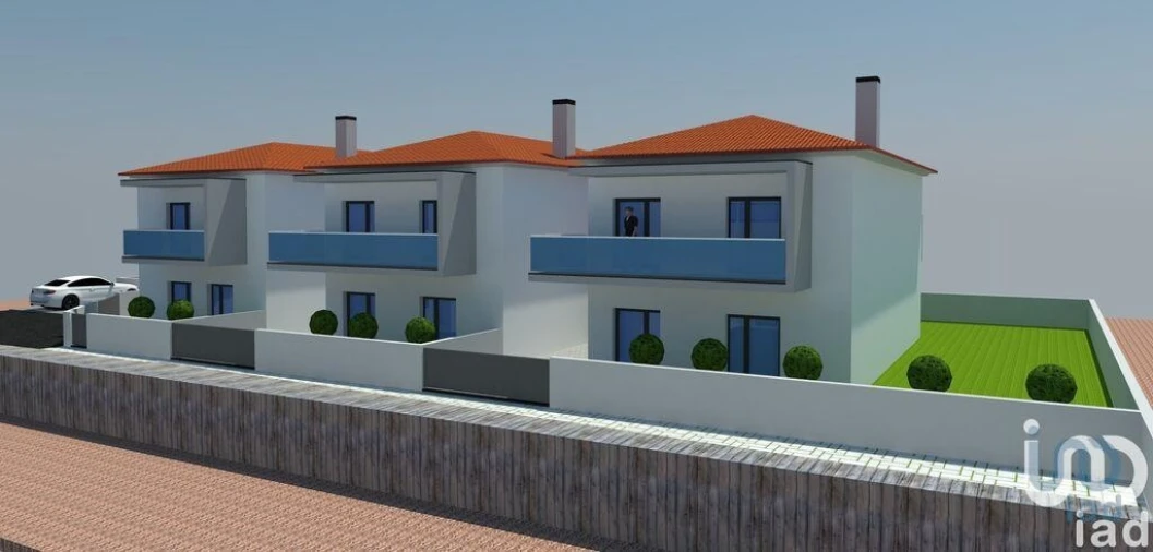 Moradia T3 para Venda em Amor Foto 4