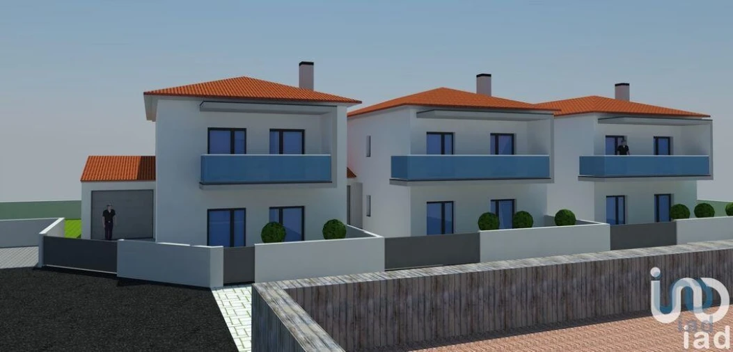 Moradia T3 para Venda em Amor Foto 1