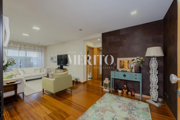 Apartamento T3 para Venda em Nogueiró e Tenões Foto 3