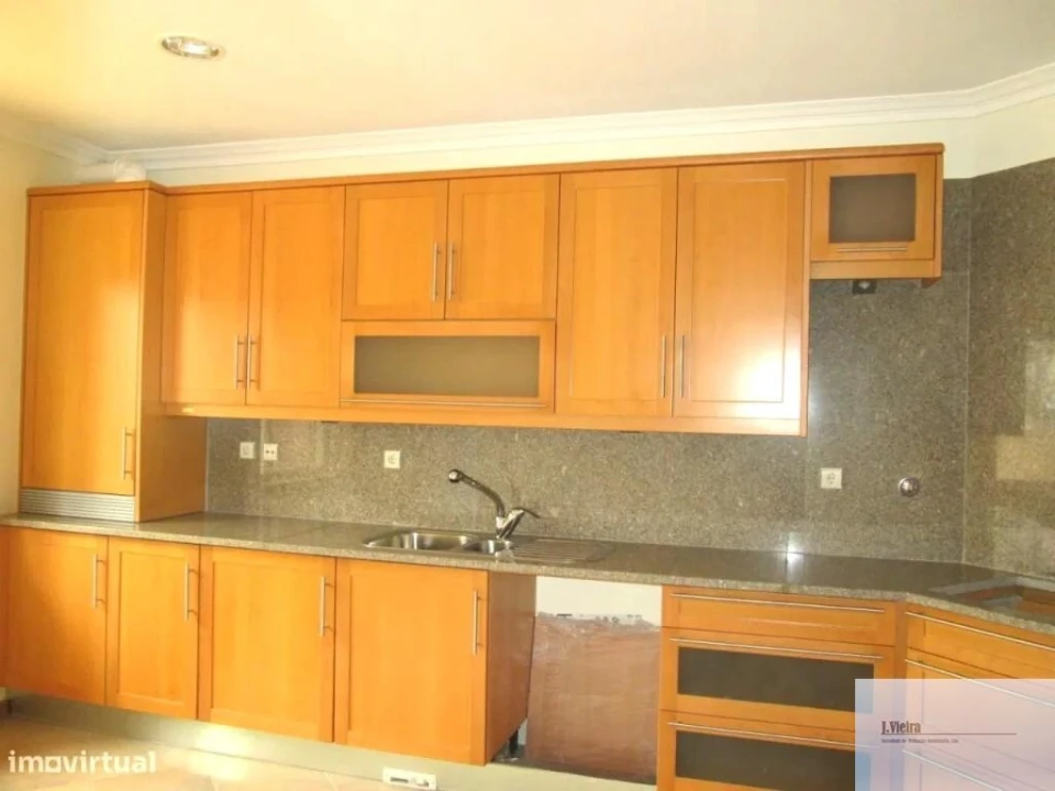 Moradia T3 para Venda em Mafamude e Vilar do Paraíso Foto 1