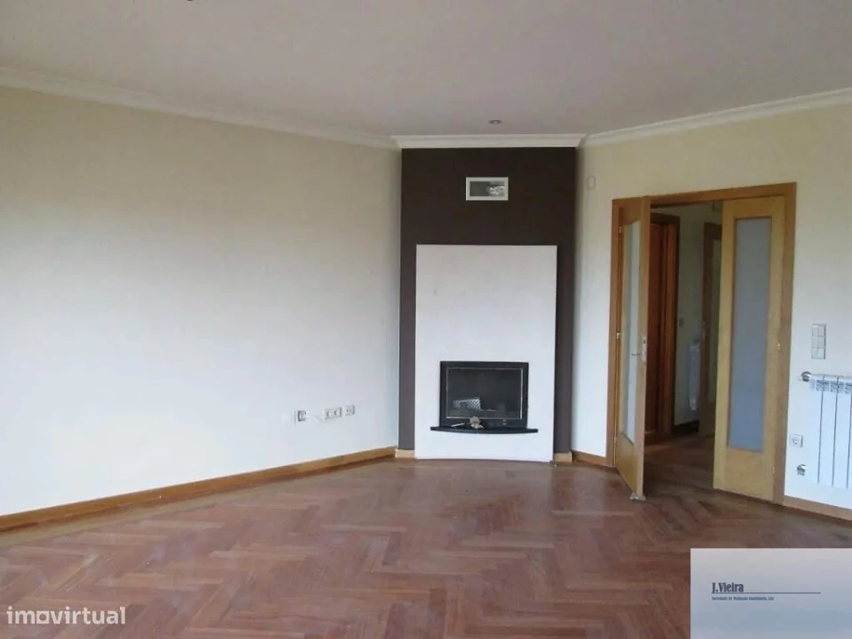 Moradia T3 para Venda em Mafamude e Vilar do Paraíso Foto 3