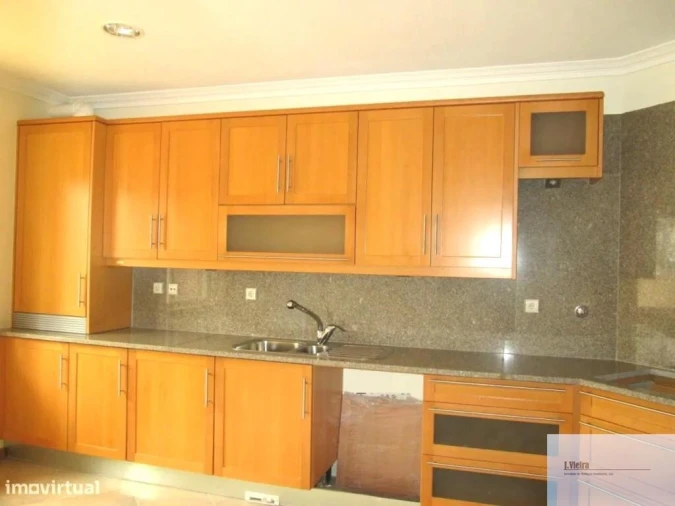 Moradia T3 para Venda em Mafamude e Vilar do Paraíso Foto 1