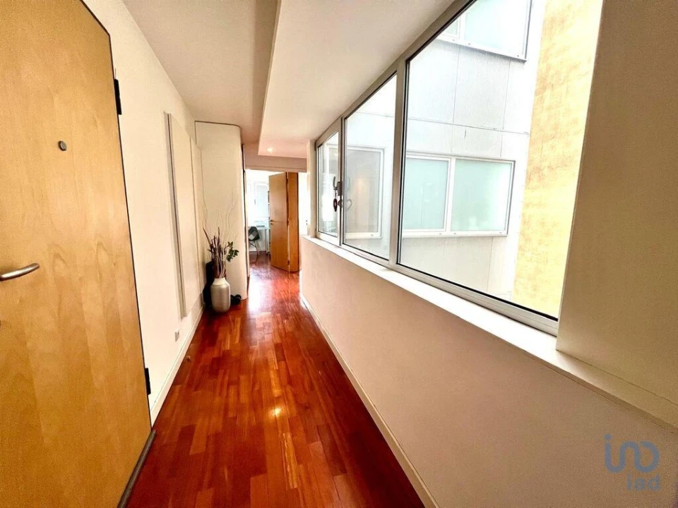 Apartamento T2 para Venda em Cedofeita, Santo Ildefonso, Sé, Miragaia, São Nicolau e Vitória Foto 2