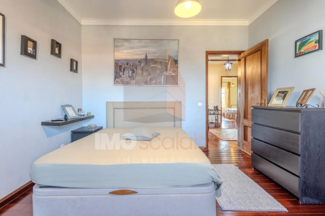 Moradia T4 para Venda em Almeirim Foto 35