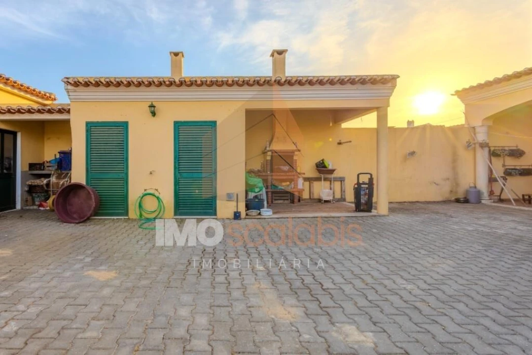 Moradia T4 para Venda em Almeirim Foto 50