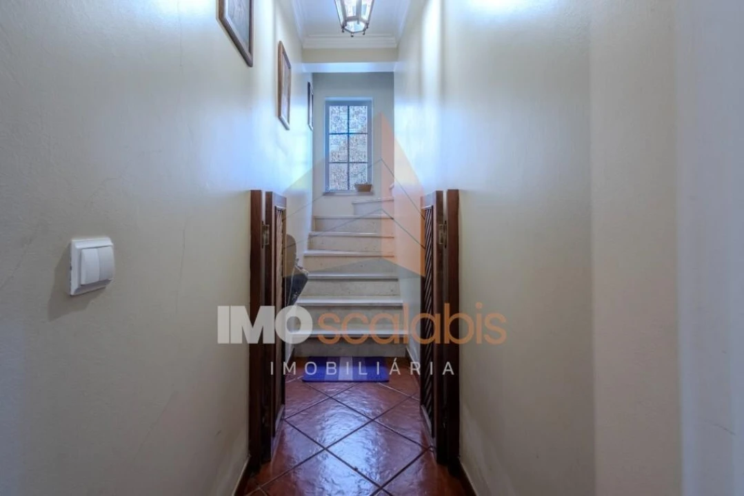 Moradia T4 para Venda em Almeirim Foto 22