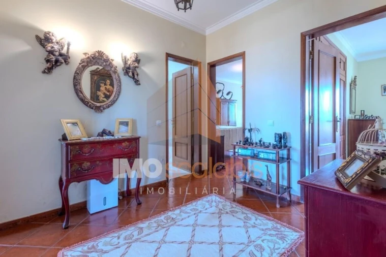 Moradia T4 para Venda em Almeirim Foto 29