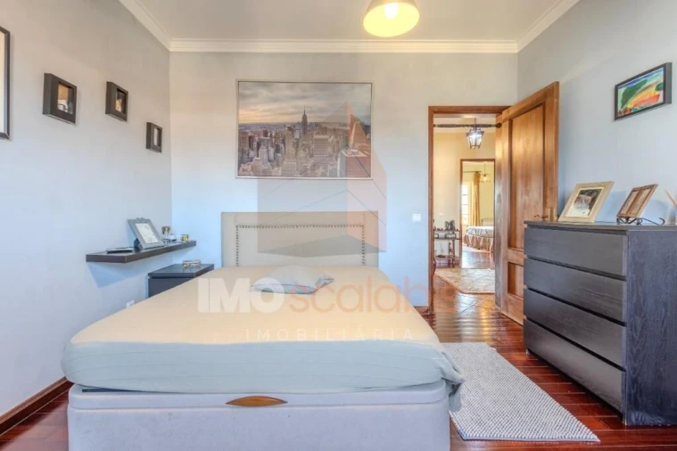 Moradia T4 para Venda em Almeirim Foto 35