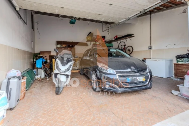 Moradia T4 para Venda em Almeirim Foto 52