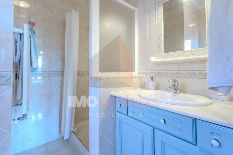 Moradia T4 para Venda em Almeirim Foto 47