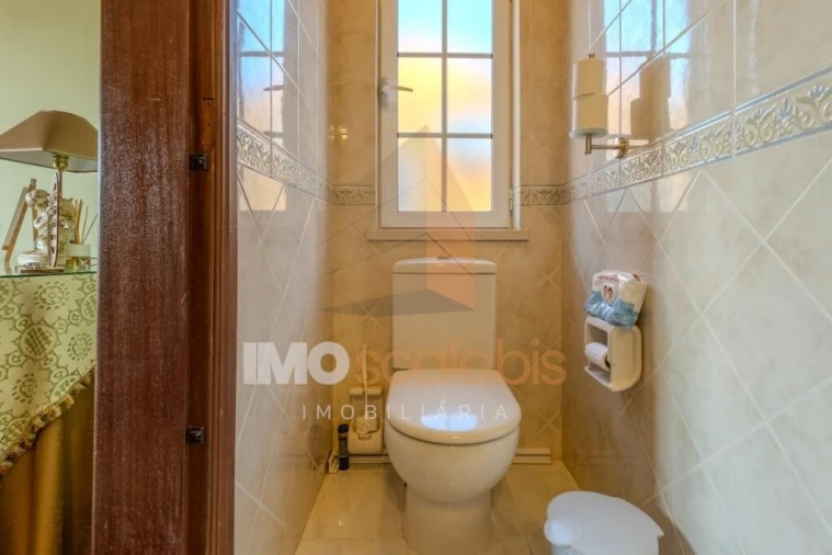 Moradia T4 para Venda em Almeirim Foto 46