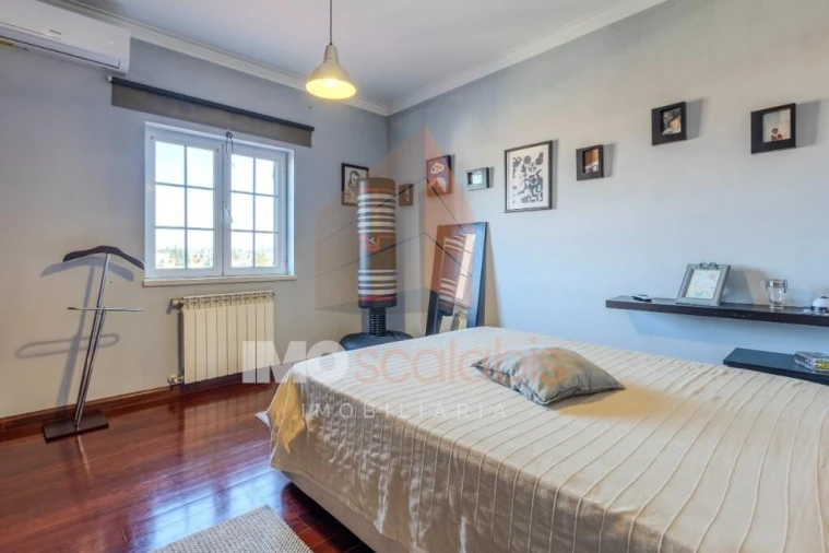 Moradia T4 para Venda em Almeirim Foto 34