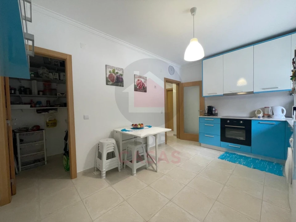 Apartamento T3 para Venda em Tornada e Salir do Porto Foto 10