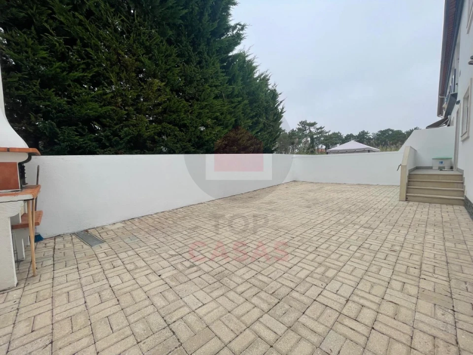 Apartamento T3 para Venda em Tornada e Salir do Porto Foto 25