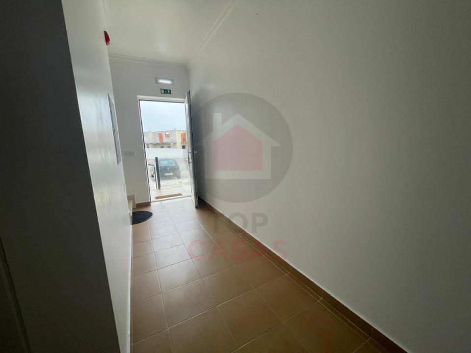 Apartamento T3 para Venda em Tornada e Salir do Porto Foto 28