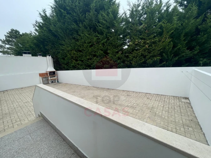 Apartamento T3 para Venda em Tornada e Salir do Porto Foto 24