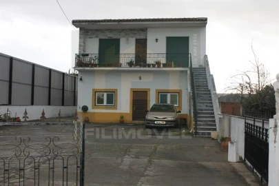 Moradia T6 para Venda em Golegã