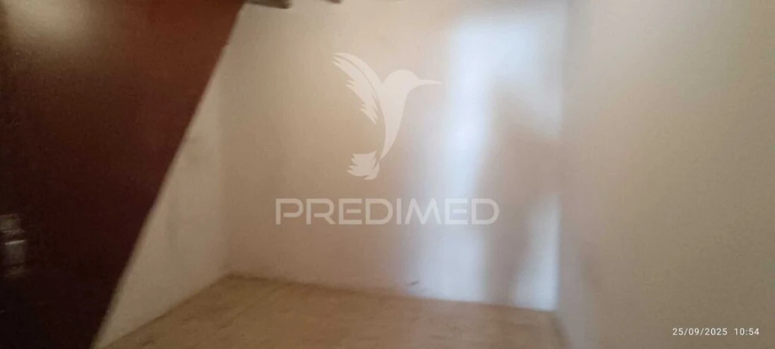 Moradia T1 para Venda em Espírito Santo, Nossa Senhora da Graça e São Simão Foto 4