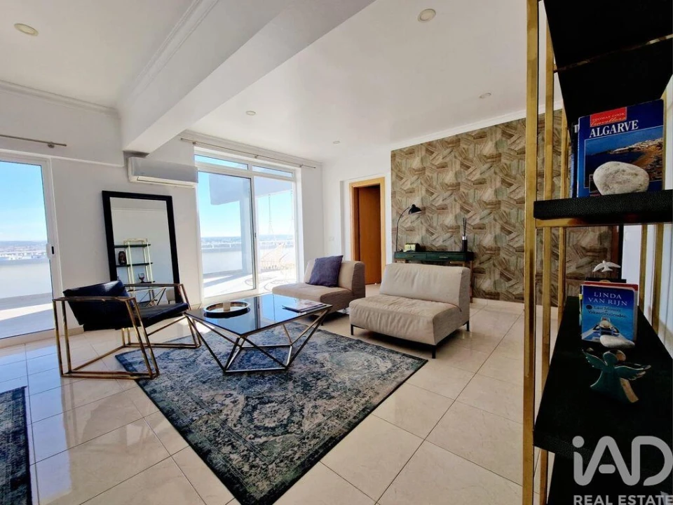 Apartamento T2 para Venda em Portimão Foto 5