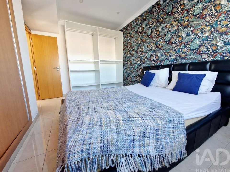 Apartamento T2 para Venda em Portimão Foto 13