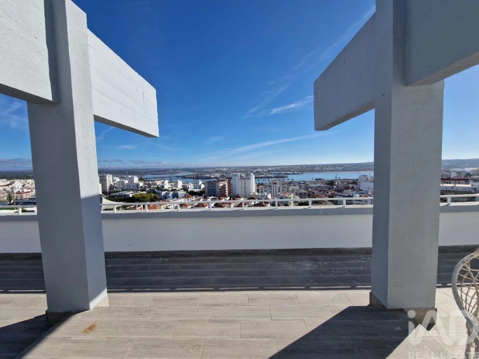 Apartamento T2 para Venda em Portimão Foto 19